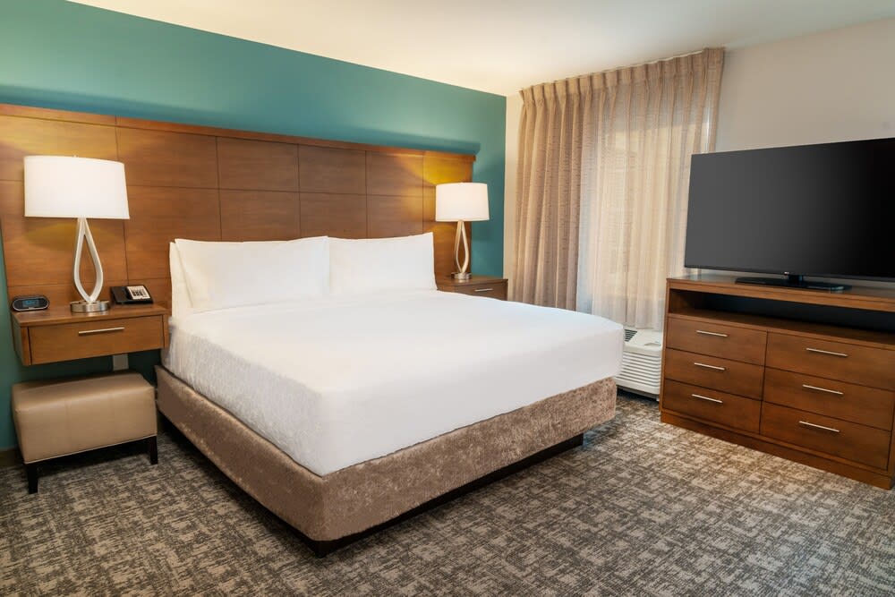 Staybridge Suites NEWARK - FREMONT by IHG 2