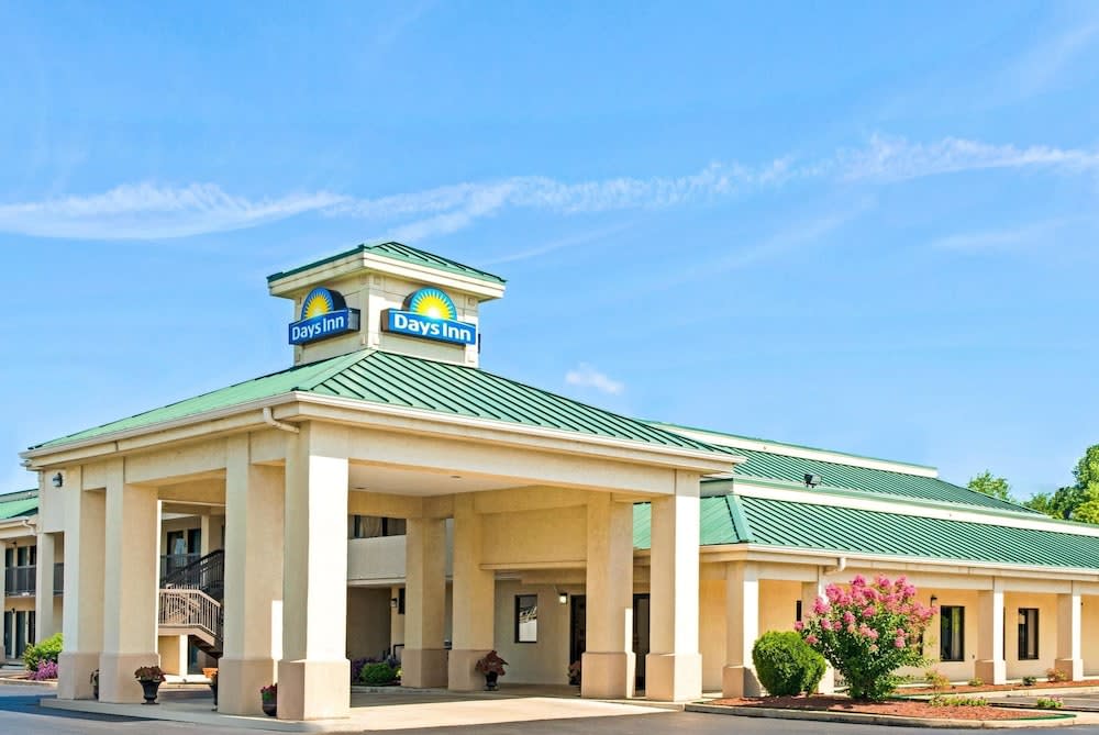 Days Inn by Wyndham Covington 1