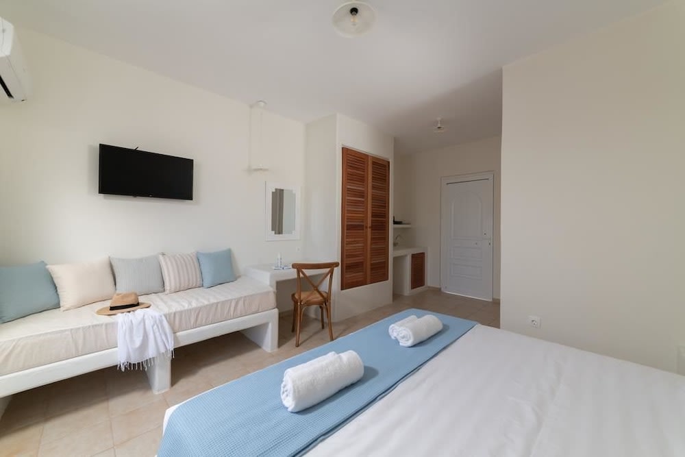 Stegna Akti Luxury Suites 2