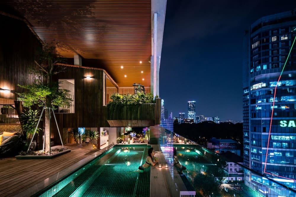 Au Lac Legend Hotel 1