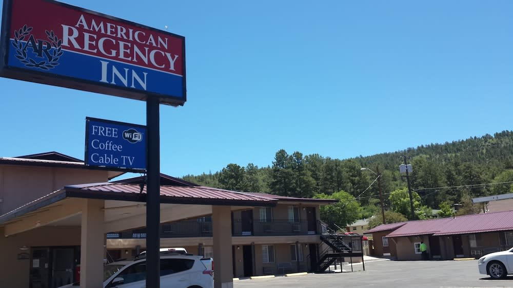 American Regency Inn 1