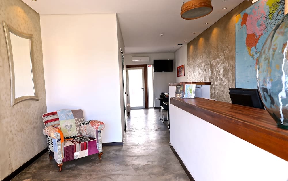 Lost & Found - Guesthouse & Suites 3