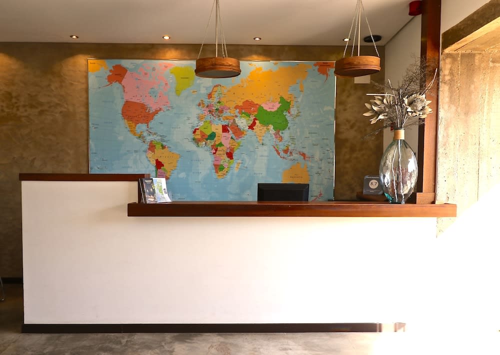 Lost & Found - Guesthouse & Suites 2