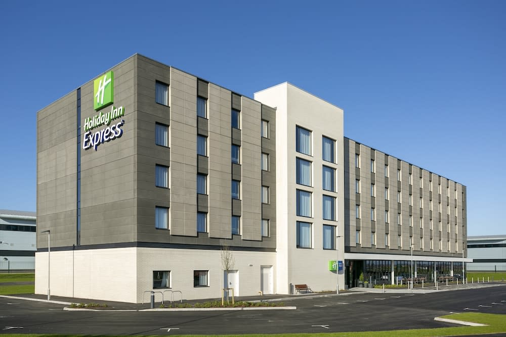 Holiday Inn Express BRIDGWATER M5, JCT. 24 by IHG 1