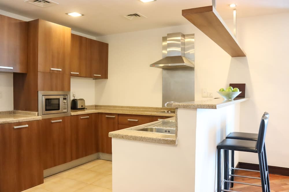 La Suite Dubai Hotel & Apartments 5