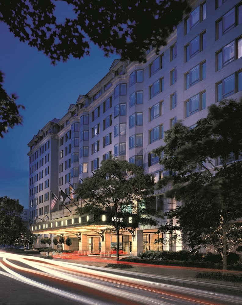 Fairmont Washington DC Gold Experience 1