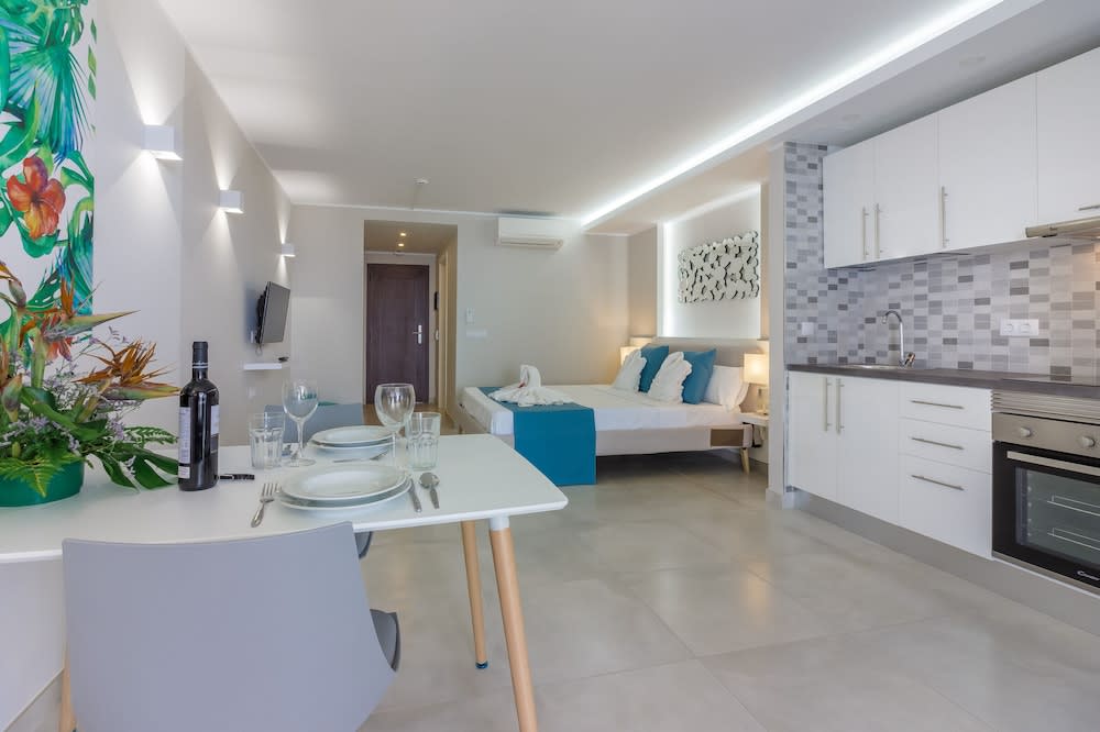 Klayman Diamond Aparthotel 4