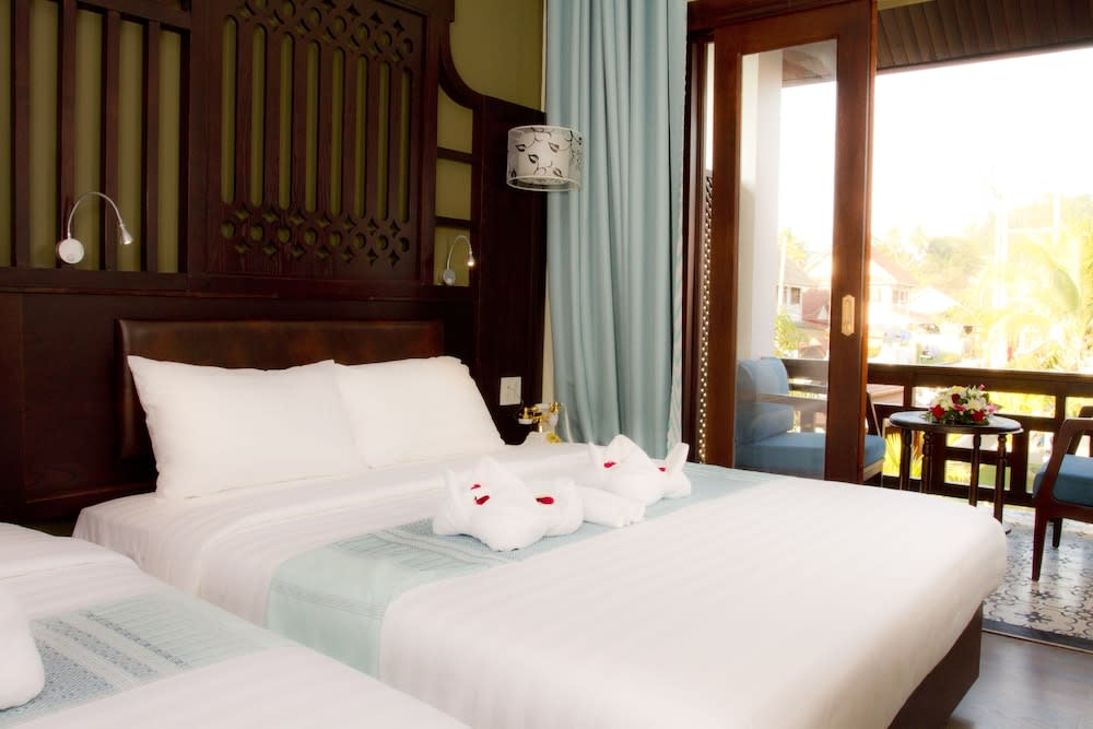 Sunrise Hotel Luang Prabang MekongRiver 2