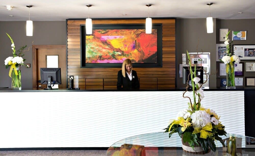 Aubrey Park Hotel 2