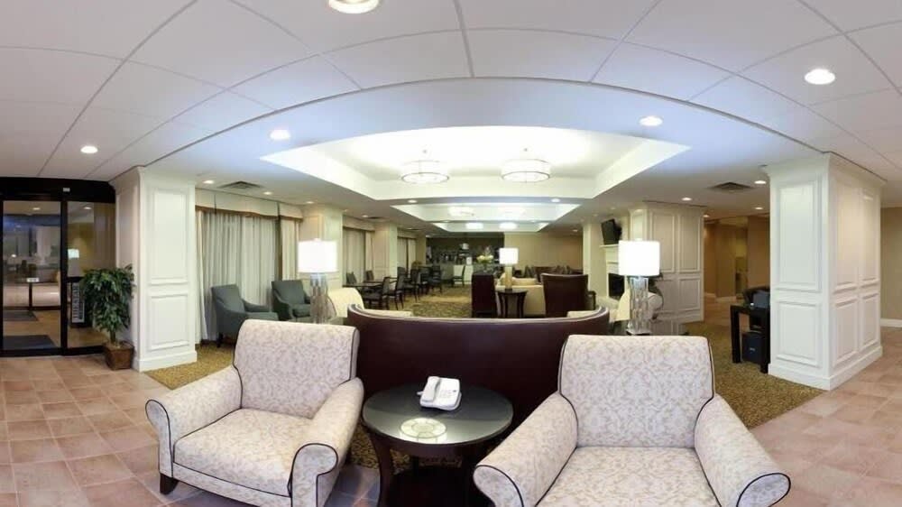 Holiday Inn Express Indianapolis Airport, an IHG Hotel 3