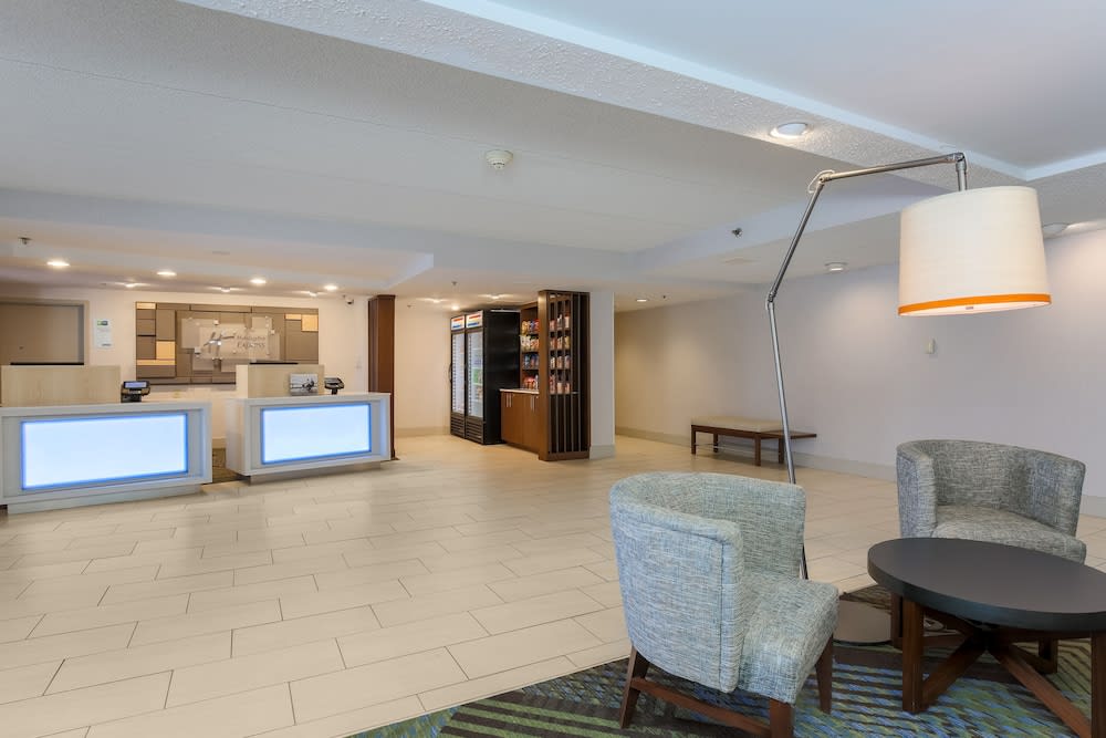 Holiday Inn Express MILWAUKEE-WEST MEDICAL CENTER by IHG 2