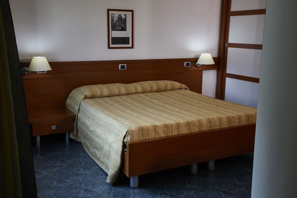 Park Hotel Mirabeau 5