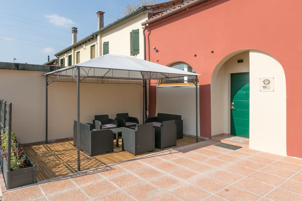 Red Lion Guest House 1