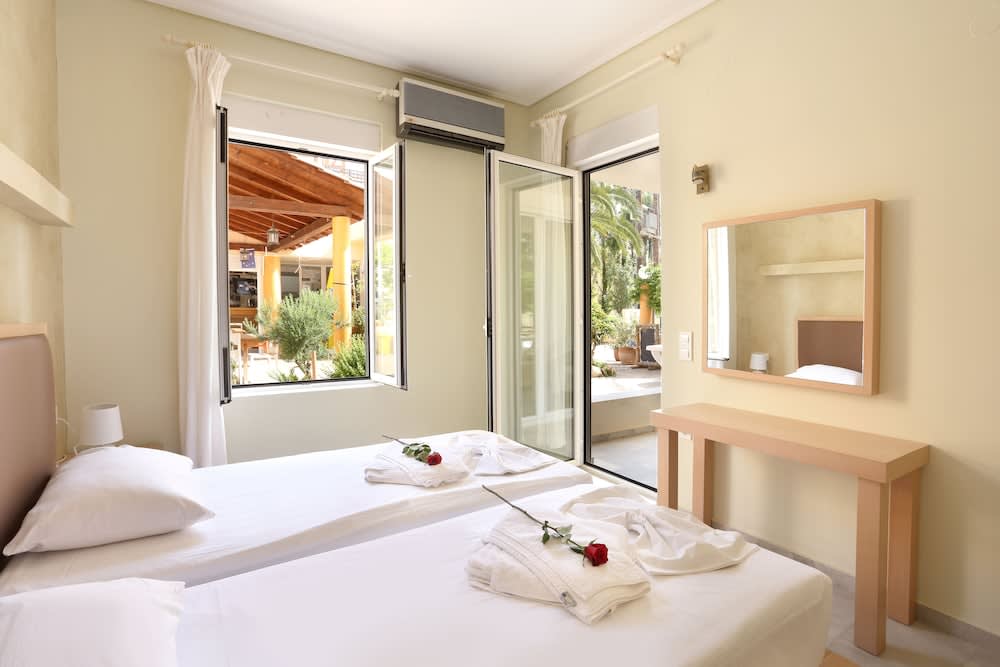 Elma's Dream Apartments & Villas 5