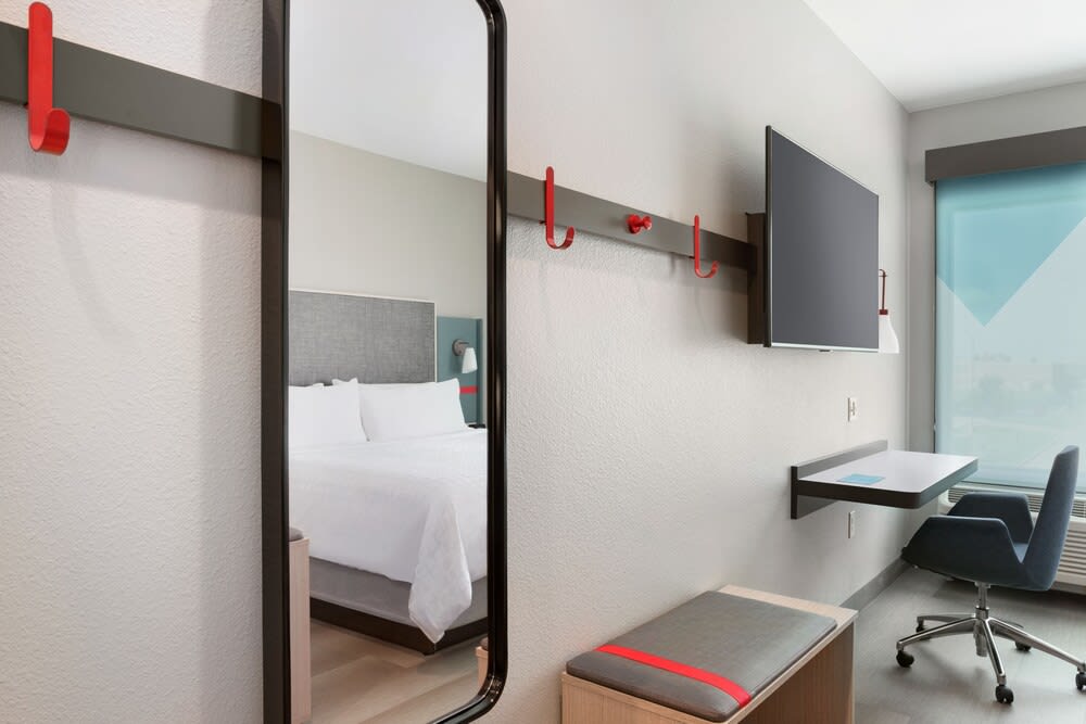 avid hotel Tulsa South - Medical District by IHG 2