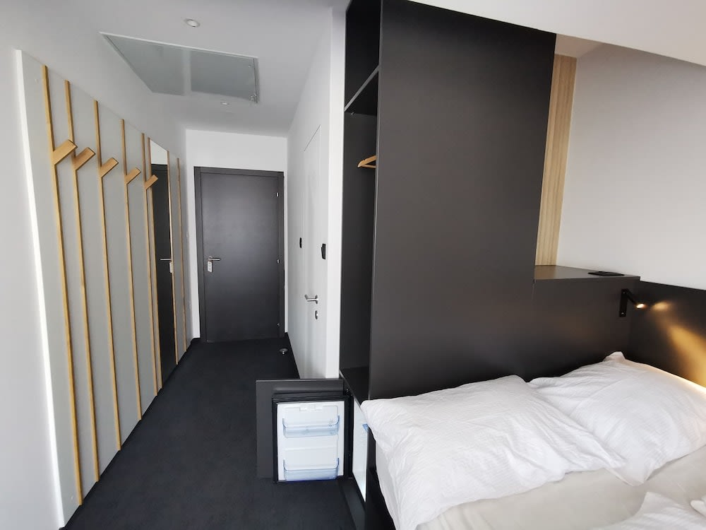 Cha Cha Rooms 2