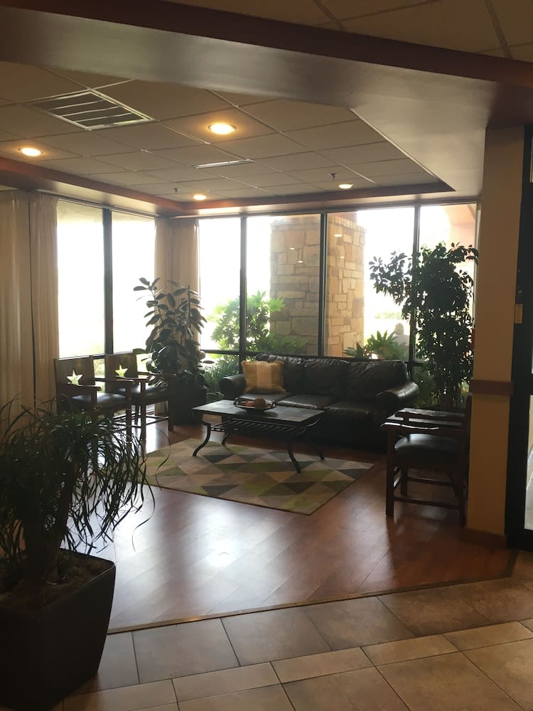 Wyndham Garden Hotel Austin 4