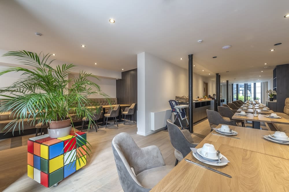 Hotel Monarc 2
