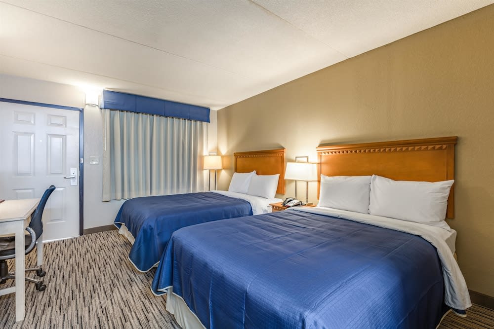 Rodeway Inn & Suites 4
