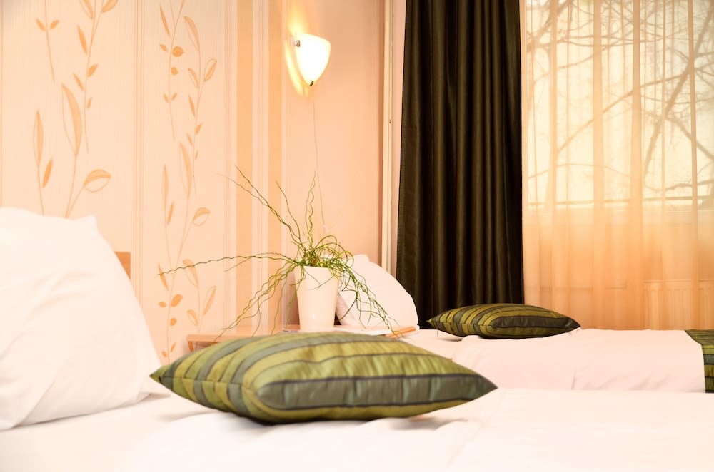 Hotel Sorbona 1