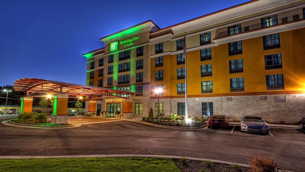 Holiday Inn Hotel & Suites Tupelo North by IHG 1