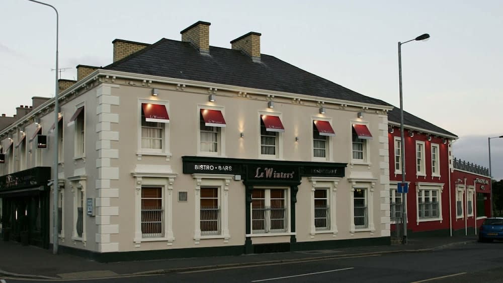 Strangford Arms Hotel 1