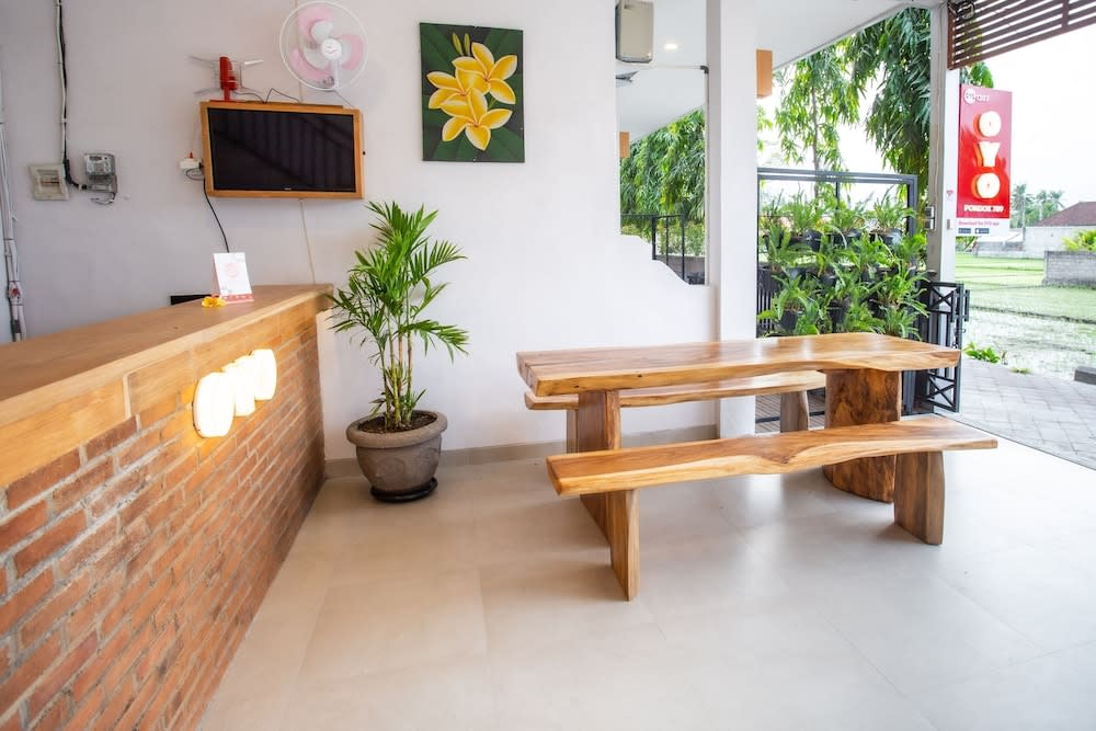 Hotel O Pondok 789 Near Canggu Echo beach 2