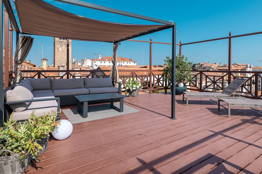 La Finestra sulle Beccarie 1