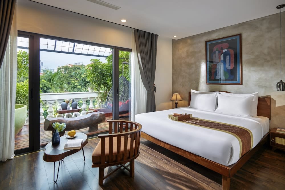 Draha Halong Hotel - Serenity, Charm and Nature - Preferred by Western Travelers 1