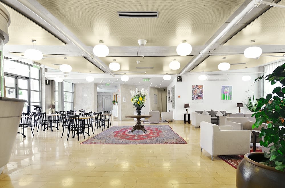 Ruth Daniel Residence 2