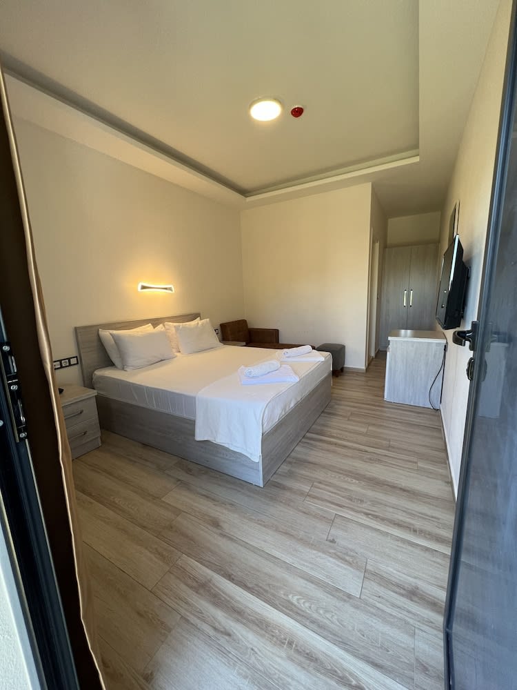 Life Point Boutique Hotel 1
