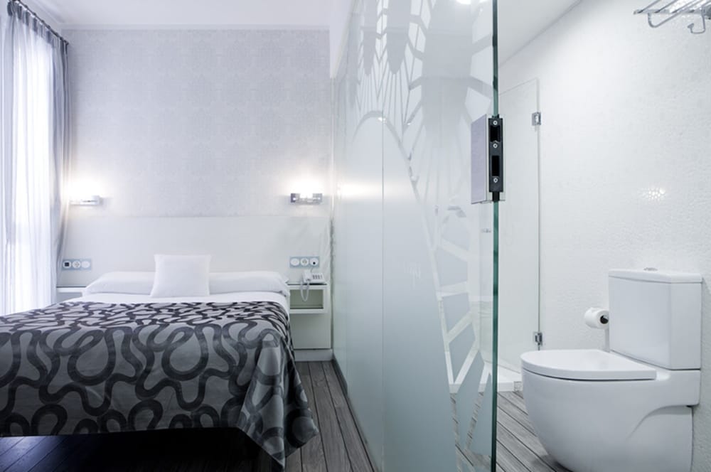 La Boutique Puerta Osario 5