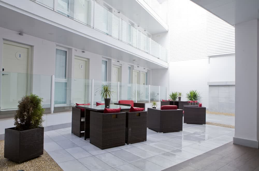 La Boutique Puerta Osario 3