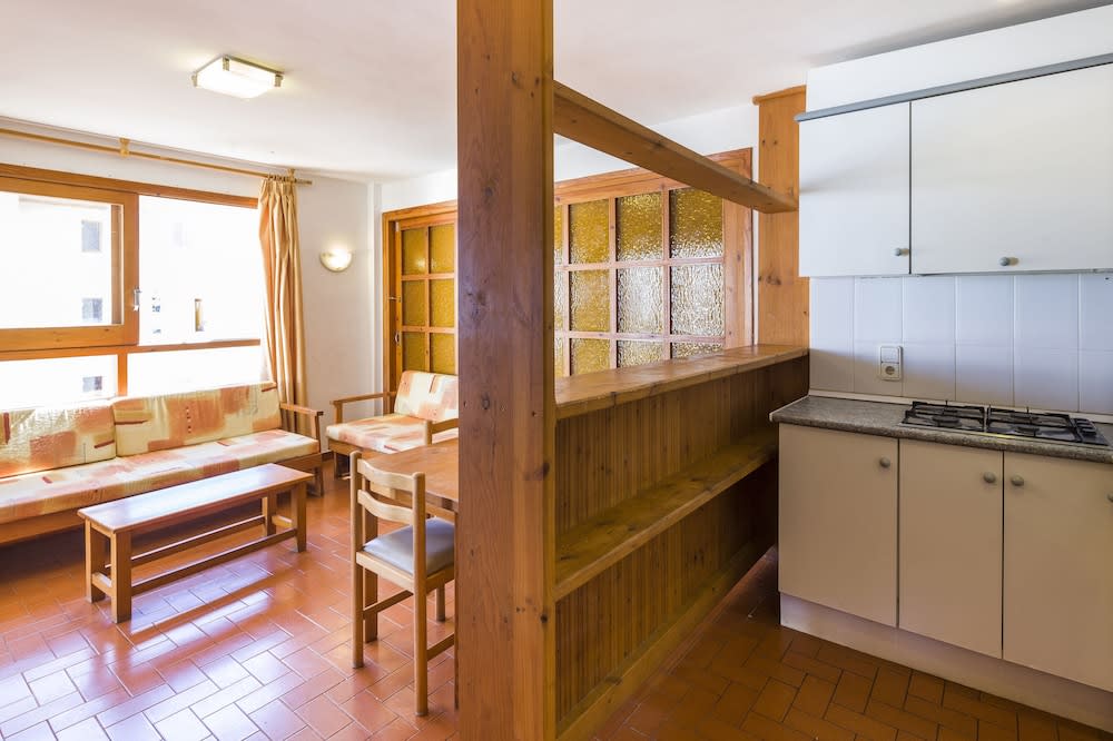 Arlanza Apartments 5