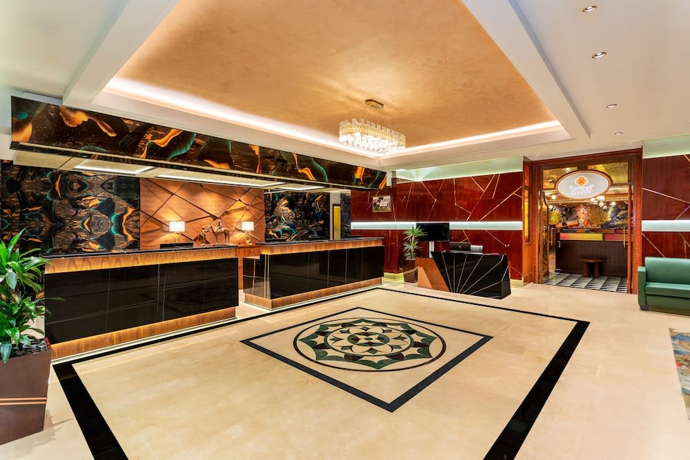 Park Regis Kris Kin Hotel 3