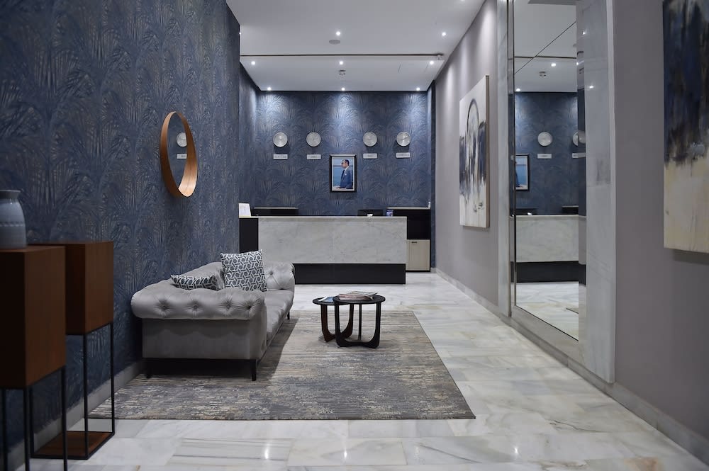 Le Yacht Suites Hotel 2