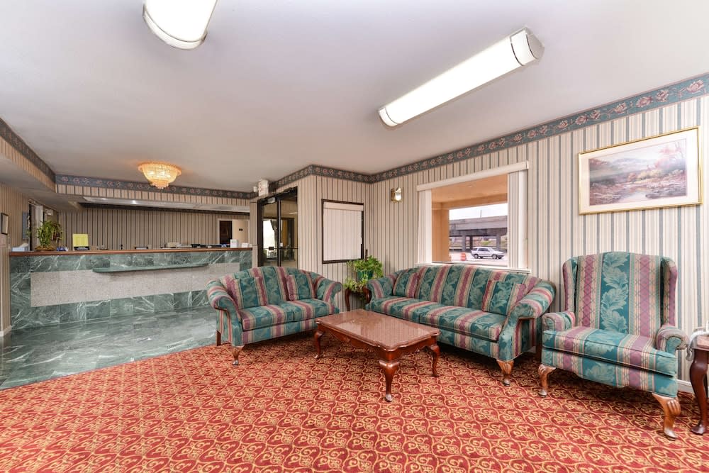 Americas Best Value Inn and Suites Houston/Northwest Brookhollow 2