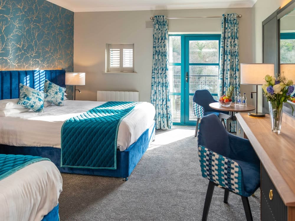 The Riverside Park Hotel 5