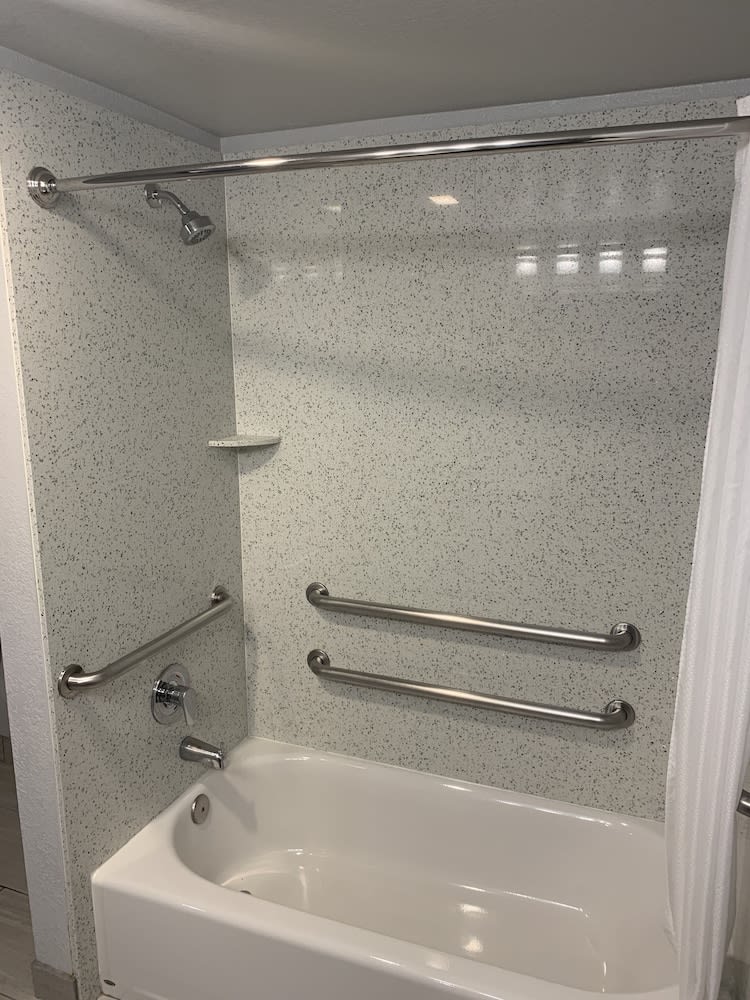 Amanzi Hotel, Ascend Hotel Collection 4