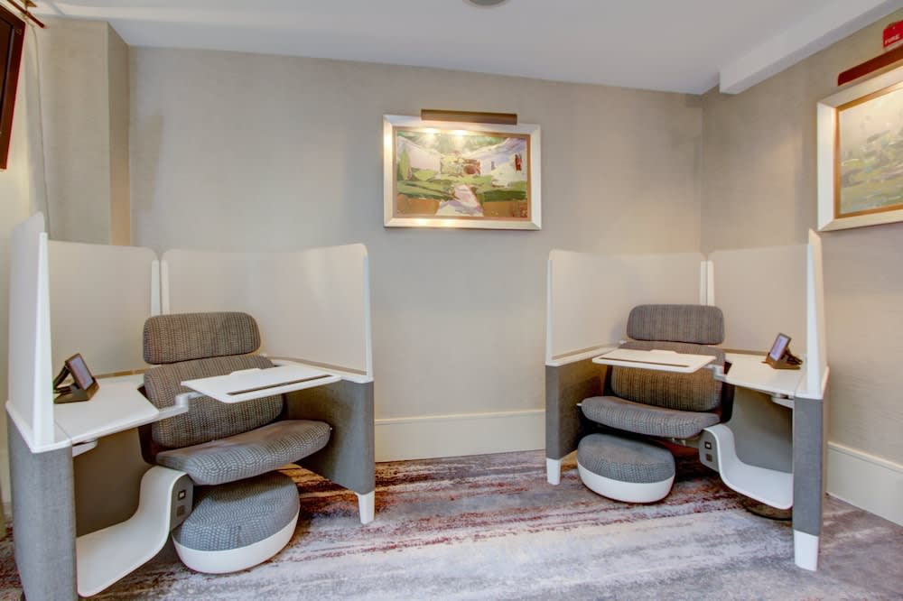Crowne Plaza CHARLESTON AIRPORT - CONV CTR by IHG 2