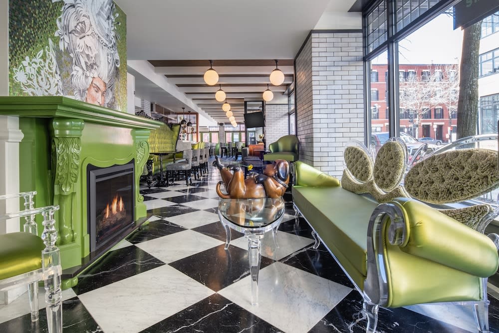 Staypineapple, A Delightful Hotel, South End 3