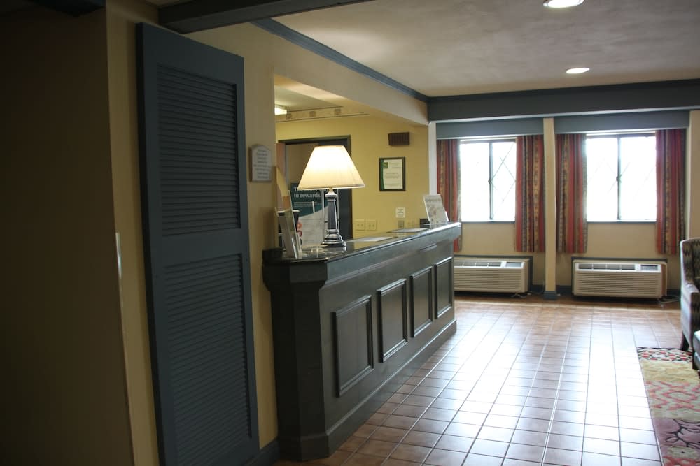 Quality Inn Cortland - University Area 2