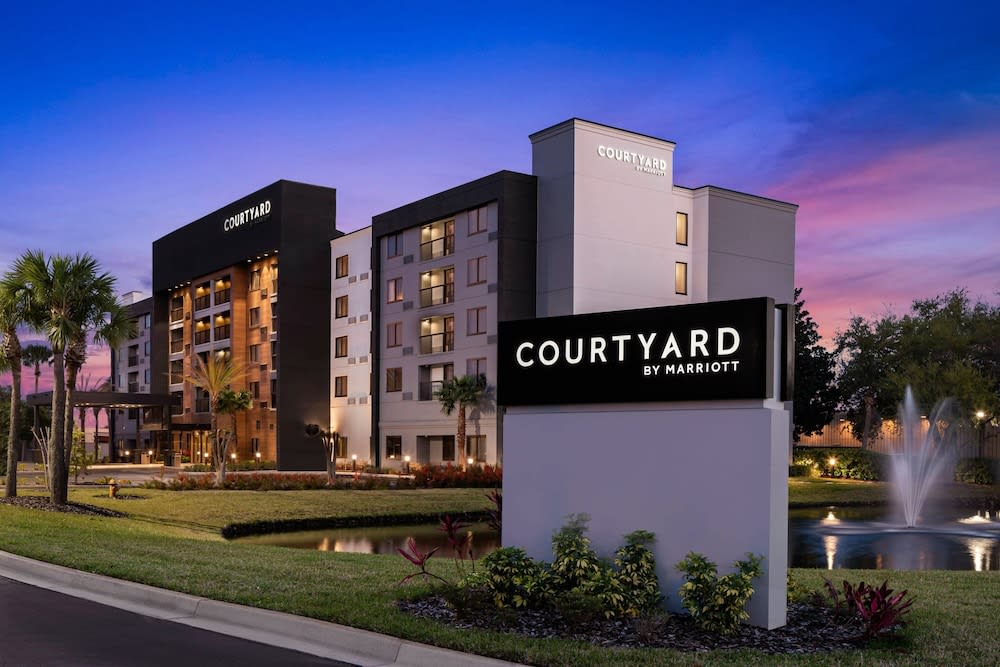 Courtyard Jacksonville Butler Boulevard 1