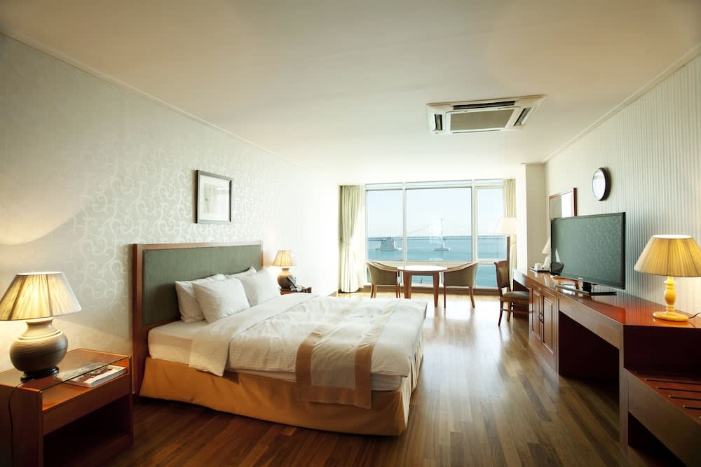 Homers Hotel 2