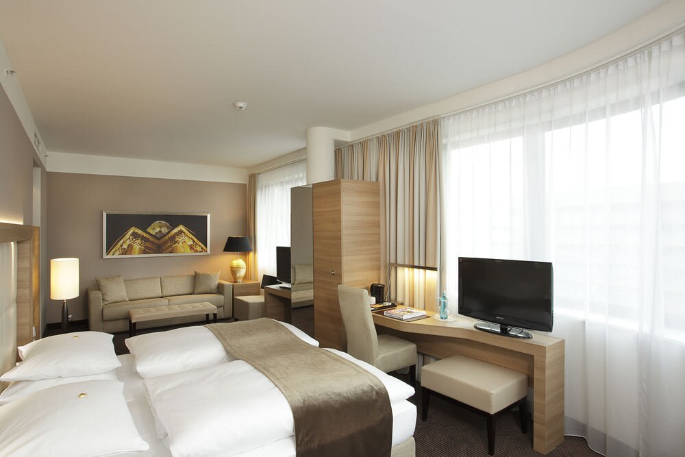 H4 Hotel Berlin Alexanderplatz 3