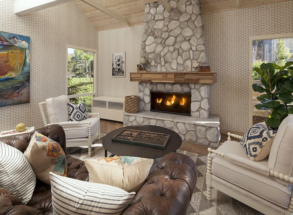 Spyglass Inn 2