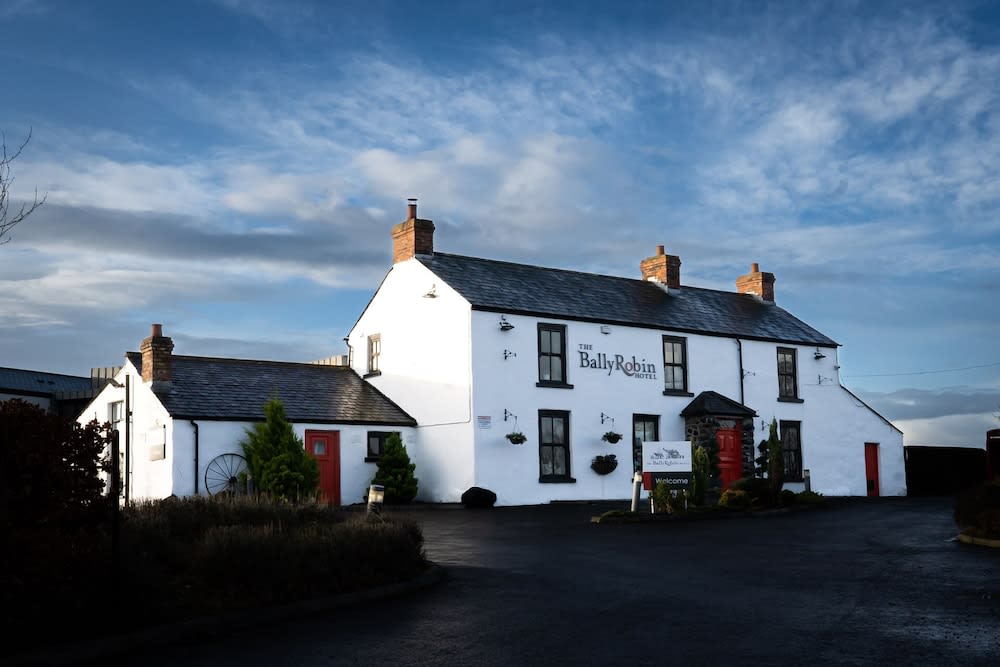 Ballyrobin Hotel 1
