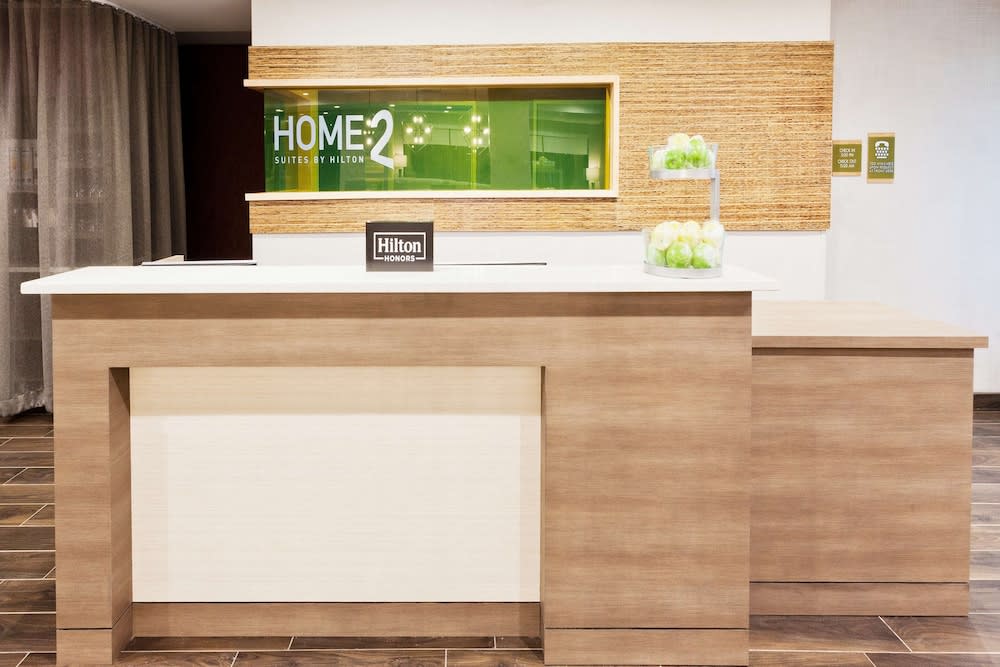 Home2 Suites by Hilton Alpharetta 3
