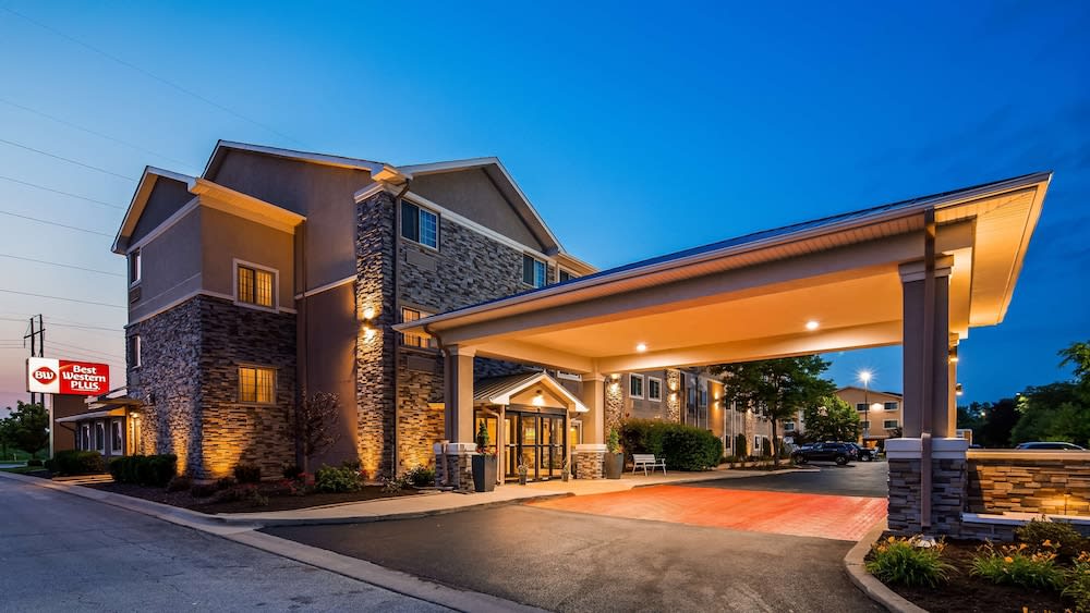 Best Western Plus North Joliet 1