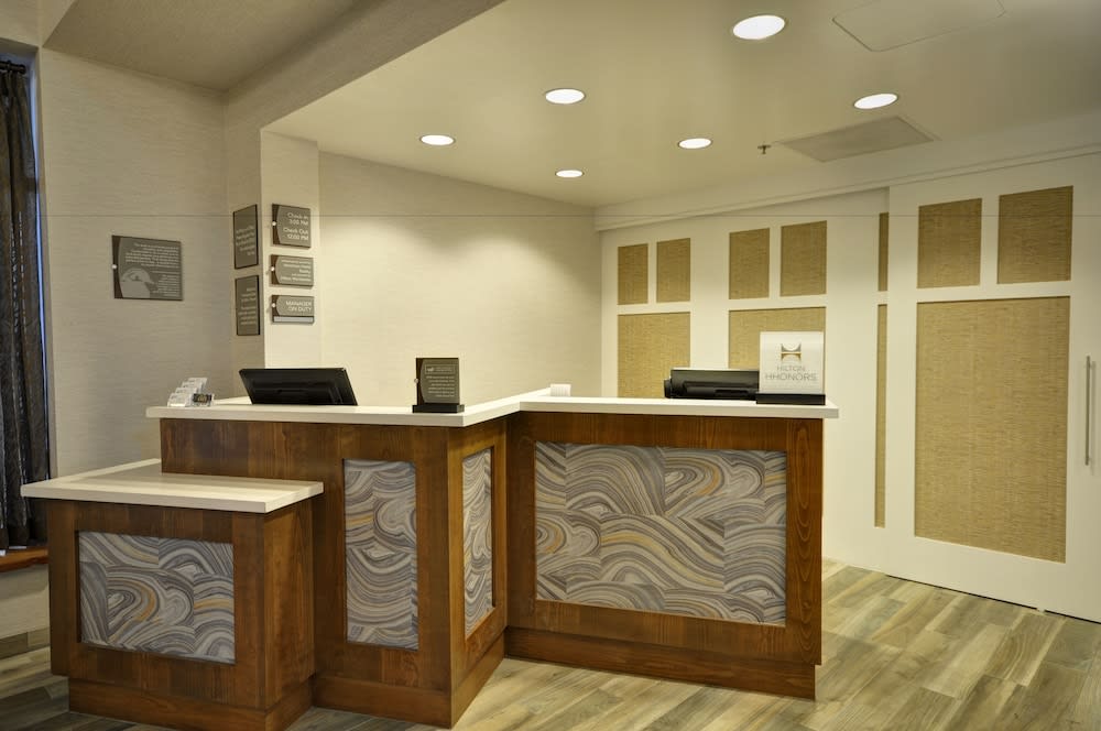 Homewood Suites by Hilton Phoenix-Biltmore 4